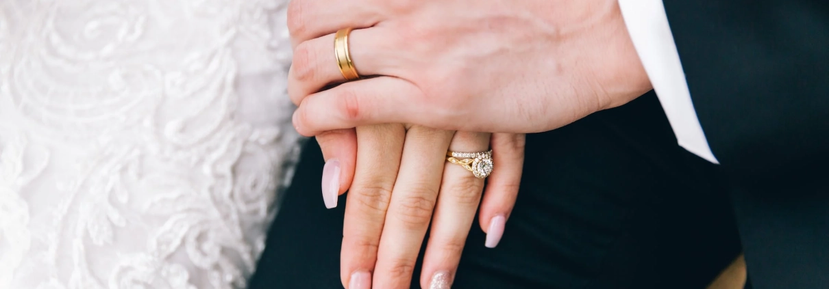 Choosing the right diamond shape - Engagement Rings