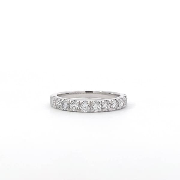 Elegant 0.77ct Round Brilliant Cut Lab Diamond Wedding Ring. A beautiful fusion of classic design and modern sparkle, perfect for timeless elegance.